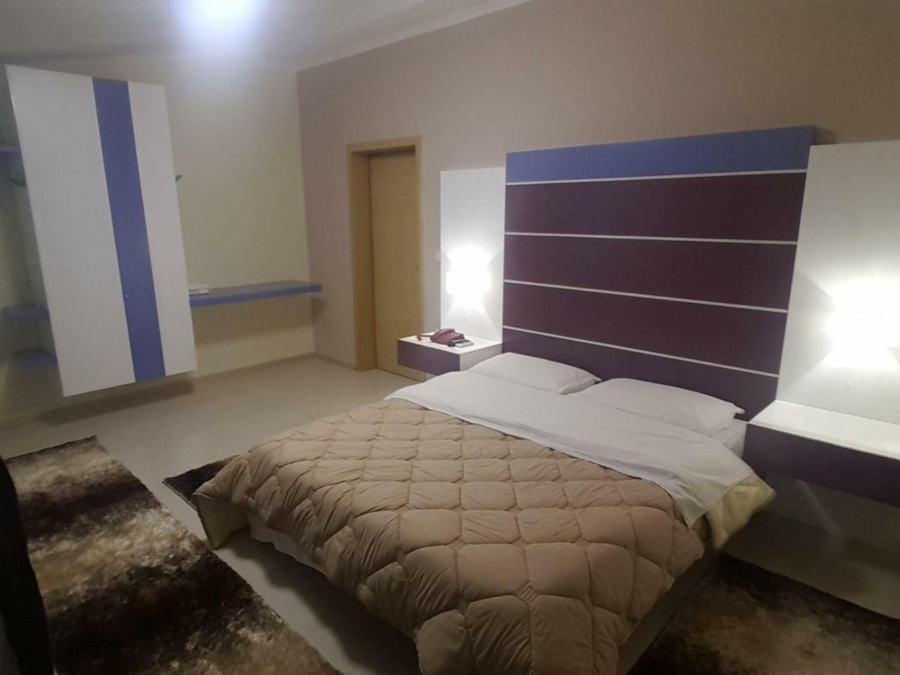 Primavera Hotel